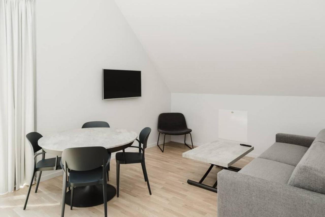 All In One Loft With Balcony And Free Parking Lidingö Extérieur photo